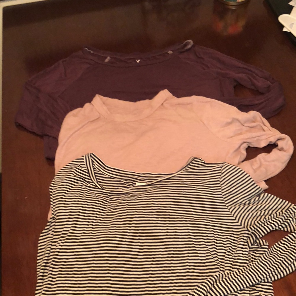 Long sleeve tee lot